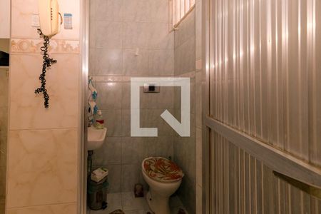 Casa à venda com 129m², 3 quartos e 2 vagas Casa à venda com 129m², 3 quartos e 2 vagasBanheiro de Serviço