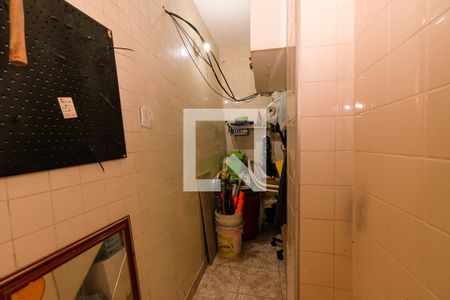 Casa à venda com 129m², 3 quartos e 2 vagas Casa à venda com 129m², 3 quartos e 2 vagasQuarto de Serviço