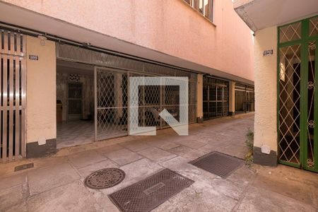 Casa à venda com 129m², 3 quartos e 2 vagas Casa à venda com 129m², 3 quartos e 2 vagasFachada