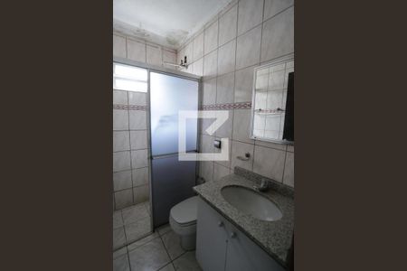 Banheiro de casa para alugar com 1 quarto, 70m² em Vila Santo Henrique, São Paulo