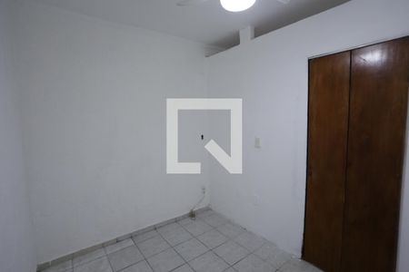 Quarto de casa para alugar com 1 quarto, 70m² em Vila Santo Henrique, São Paulo