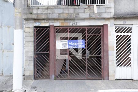 Casa para alugar com 70m², 1 quarto e 1 vagaFachada