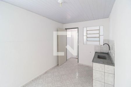 Cozinha de casa para alugar com 1 quarto, 50m² em Vila Brasilina, São Paulo