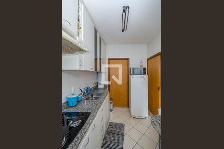 Apartamento para alugar com 75m², 2 quartos e 2 vagas Apartamento para alugar com 75m², 2 quartos e 2 vagasCozinha