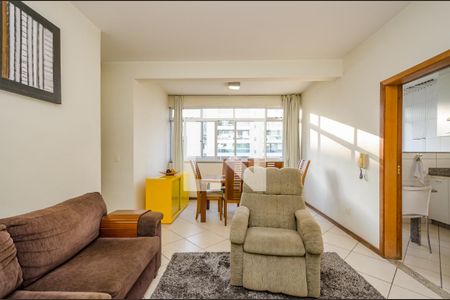 Apartamento para alugar com 75m², 2 quartos e 2 vagas Apartamento para alugar com 75m², 2 quartos e 2 vagasSala
