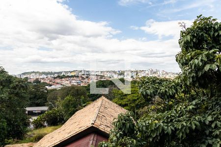 Casa para alugar com 500m², 4 quartos e sem vagaVista da Varanda