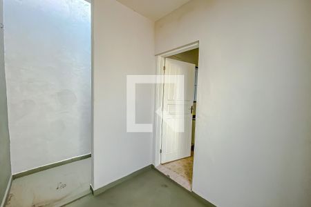 Casa para alugar com 50m², 1 quarto e sem vagaEntrada