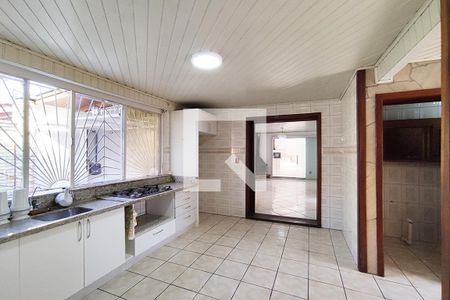 Casa à venda com 236m², 3 quartos e 2 vagas Casa à venda com 236m², 3 quartos e 2 vagasCozinha