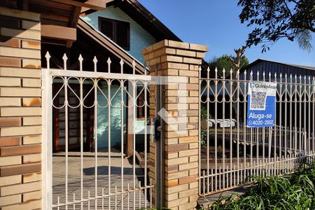 Casa à venda com 236m², 3 quartos e 2 vagas Casa à venda com 236m², 3 quartos e 2 vagasFachada com plaquinha