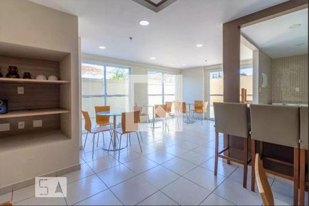 Apartamento para alugar com 55m², 2 quartos e 1 vagaÁrea comum - Salão de festas