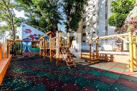 Apartamento à venda com 74m², 2 quartos e 1 vagaÁrea Comum - Playground