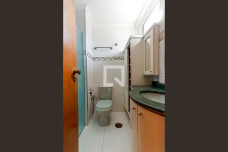 Apartamento à venda com 74m², 2 quartos e 1 vagaBanheiro da Suíte 1