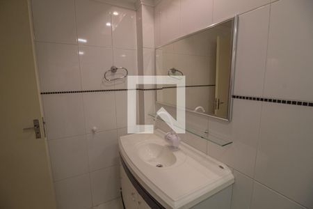 Banheiro de apartamento à venda com 2 quartos, 75m² em Santo Amaro, São Paulo