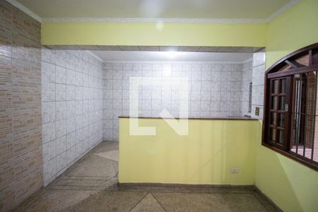 Sala de casa para alugar com 2 quartos, 40m² em Parque Guarani, São Paulo