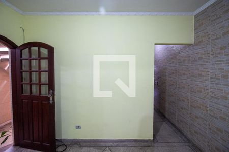 Sala de casa para alugar com 2 quartos, 40m² em Parque Guarani, São Paulo
