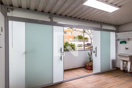 Apartamento à venda com 67m², 1 quarto e sem vagaÁrea de serviço