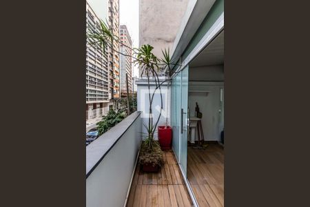 Apartamento à venda com 67m², 1 quarto e sem vagaVaranda