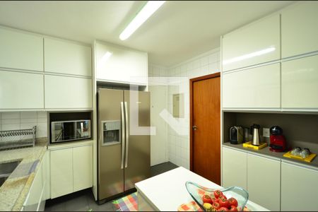 Apartamento à venda com 126m², 3 quartos e 2 vagasCozinha