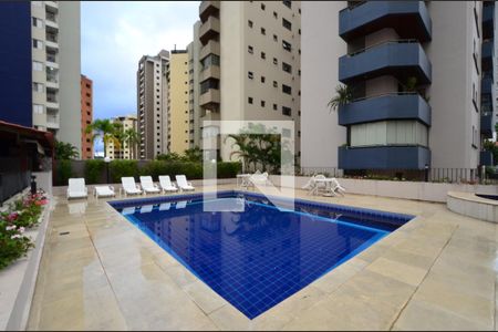 Apartamento à venda com 126m², 3 quartos e 2 vagasPiscina