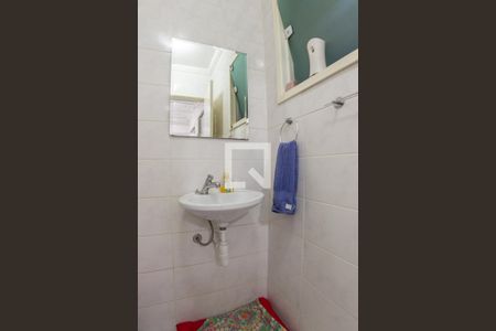 Casa à venda com 200m², 3 quartos e 5 vagasBanheiro de Serviço