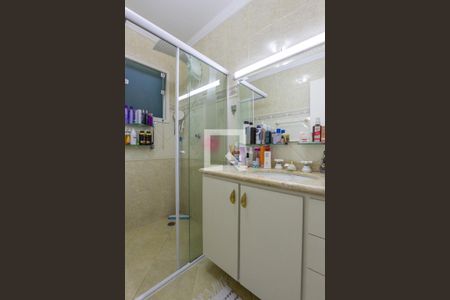 Casa à venda com 200m², 3 quartos e 5 vagasBanheiro da Suíte 3