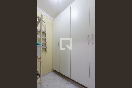 Casa à venda com 200m², 3 quartos e 5 vagasLavanderia