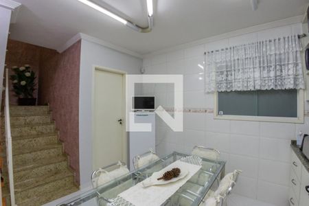 Casa à venda com 200m², 3 quartos e 5 vagasCopa