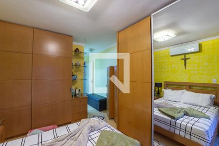 Casa à venda com 200m², 3 quartos e 5 vagasSuíte 3