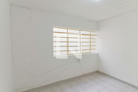 Quarto 2 de casa para alugar com 2 quartos, 50m² em Jardim Esmeralda, São Paulo