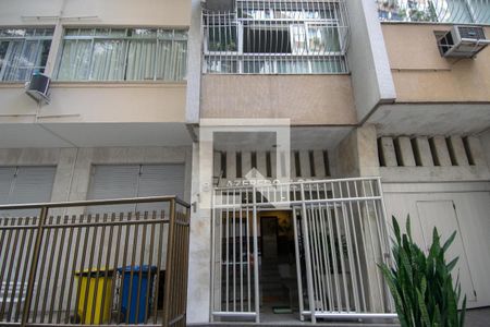 Apartamento à venda com 140m², 3 quartos e 1 vagaFachada