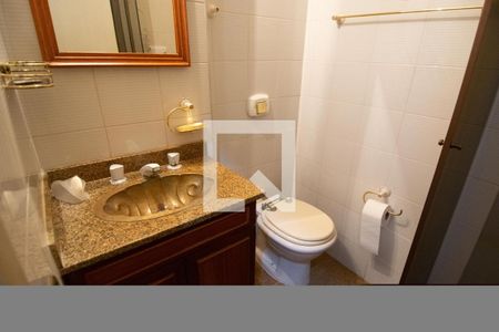 Apartamento à venda com 140m², 3 quartos e 1 vagaBanheiro 2