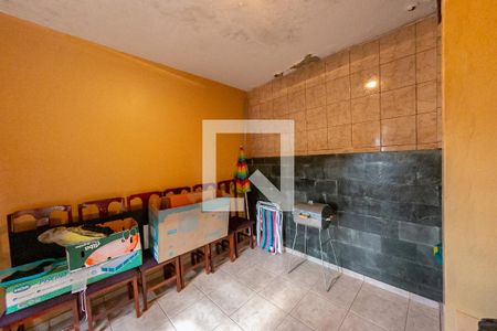 Casa para alugar com 300m², 5 quartos e 4 vagas Casa para alugar com 300m², 5 quartos e 4 vagasQuarto de Serviço