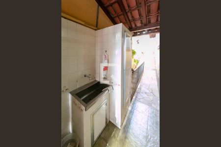 Casa para alugar com 300m², 5 quartos e 4 vagas Casa para alugar com 300m², 5 quartos e 4 vagasÁrea de Serviço