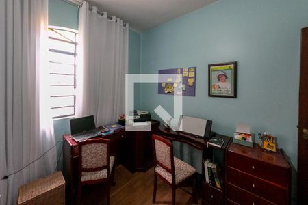 Casa para alugar com 300m², 5 quartos e 4 vagas Casa para alugar com 300m², 5 quartos e 4 vagasQuarto 3