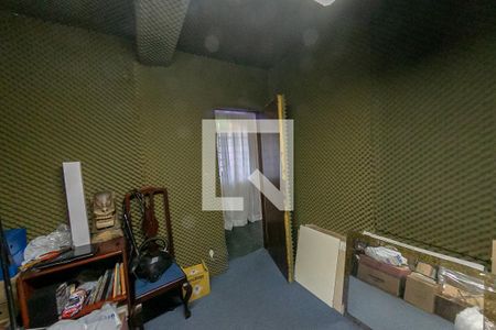 Casa para alugar com 300m², 5 quartos e 4 vagas Casa para alugar com 300m², 5 quartos e 4 vagasQuarto de Serviço