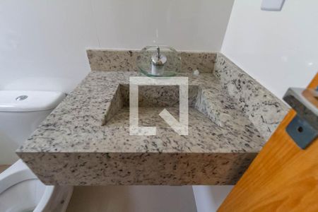 Apartamento para alugar com 60m², 2 quartos e 2 vagasBanheiro da suíte