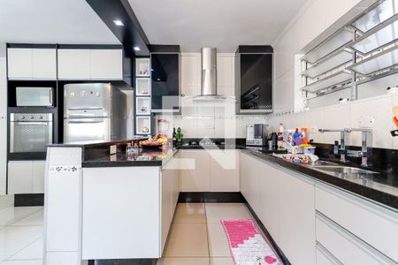 Casa à venda com 300m², 3 quartos e 3 vagasCozinha