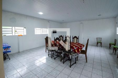 Casa para alugar com 288m², 5 quartos e 4 vagas Casa para alugar com 288m², 5 quartos e 4 vagasQuarto de Serviço