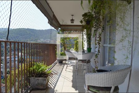 Apartamento para alugar com 114m², 2 quartos e 1 vagaVaranda 