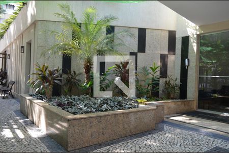 Apartamento para alugar com 114m², 2 quartos e 1 vagaEntrada do Prédio