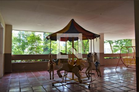 Apartamento para alugar com 114m², 2 quartos e 1 vagaÁrea Comum - Playground