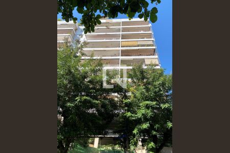 Apartamento para alugar com 114m², 2 quartos e 1 vaga Apartamento para alugar com 114m², 2 quartos e 1 vagaFachada