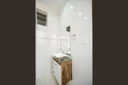 Apartamento à venda com 84m², 2 quartos e sem vagaBanheiro da suíte