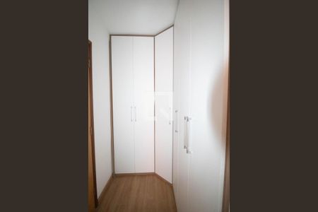 Apartamento para alugar com 169m², 3 quartos e 2 vagas Apartamento para alugar com 169m², 3 quartos e 2 vagasQuarto 3