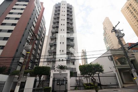 Apartamento para alugar com 169m², 3 quartos e 2 vagas Apartamento para alugar com 169m², 3 quartos e 2 vagasFachada