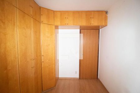 Apartamento para alugar com 169m², 3 quartos e 2 vagas Apartamento para alugar com 169m², 3 quartos e 2 vagasQuarto 2