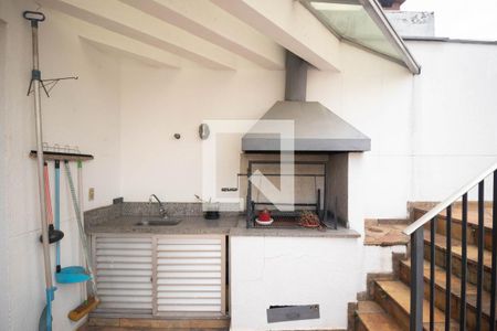 Apartamento para alugar com 169m², 3 quartos e 2 vagas Apartamento para alugar com 169m², 3 quartos e 2 vagasÁrea comum - Churrasqueira