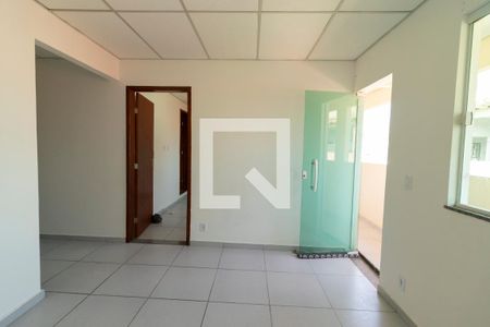 Sala de Estar de casa para alugar com 2 quartos, 85m² em Cabral, Nilópolis