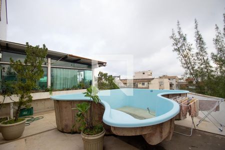 Apartamento à venda com 428m², 4 quartos e 2 vagasVaranda