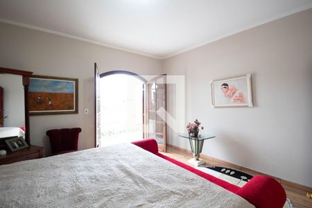 Casa à venda com 397m², 5 quartos e 3 vagasQuarto 2